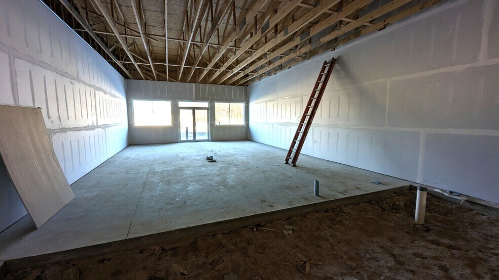 More Photos Of 2240 Prairie Ave, South Bend Storefront Retail Office For Lease