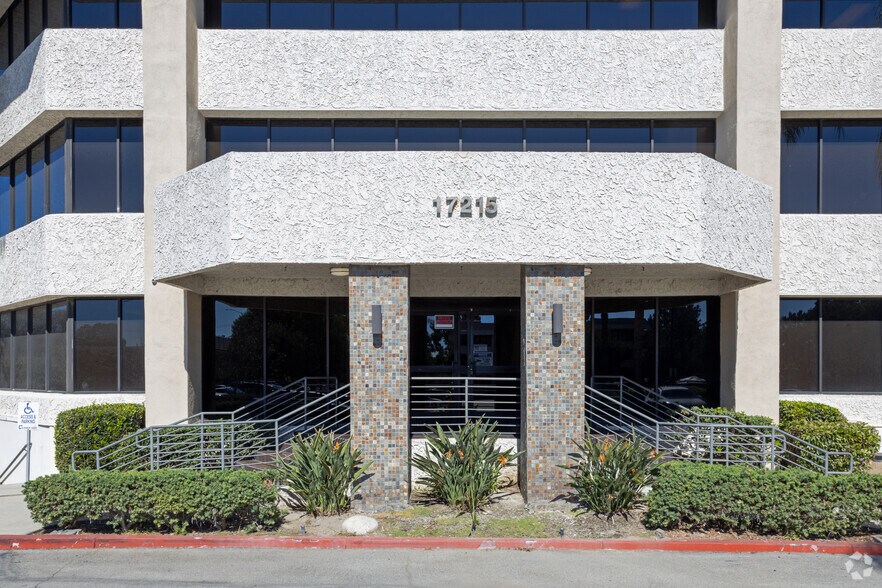 More Photos Of 17215 Studebaker Rd, Cerritos Medical For Lease