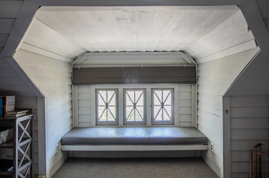 More Photos Of 1107 17th Ave S, Nashville Office For Lease