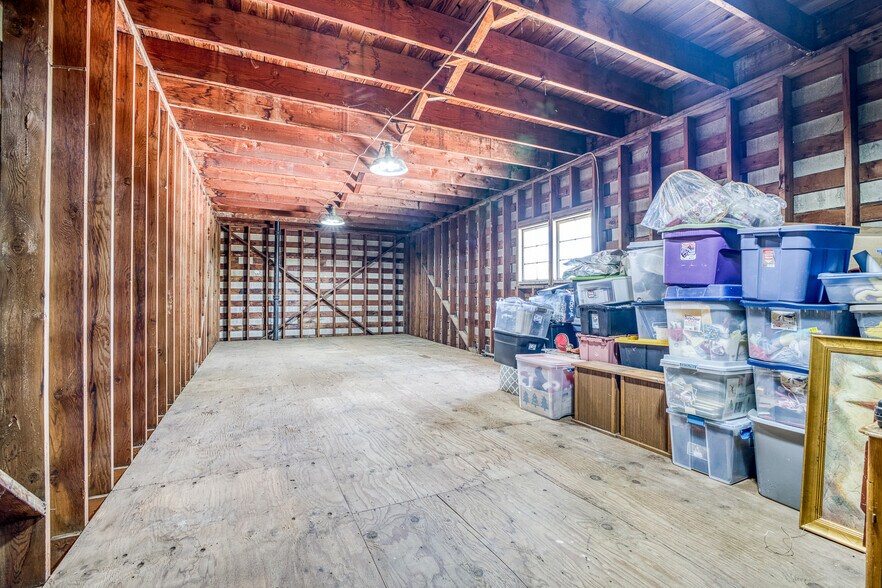 More Photos Of 203 N Birch St, Coquille Specialty For Sale