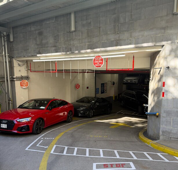 More Photos Of 10 West End Ave, New York Parking Garage For Sale