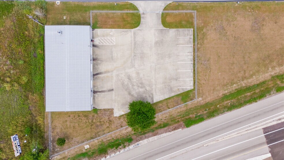 More Photos Of 512 Hartman Rd, Victoria Warehouse For Sale