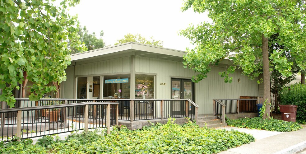 Primary Photo Of 3441 Mt Diablo Blvd, Lafayette Storefront For Lease