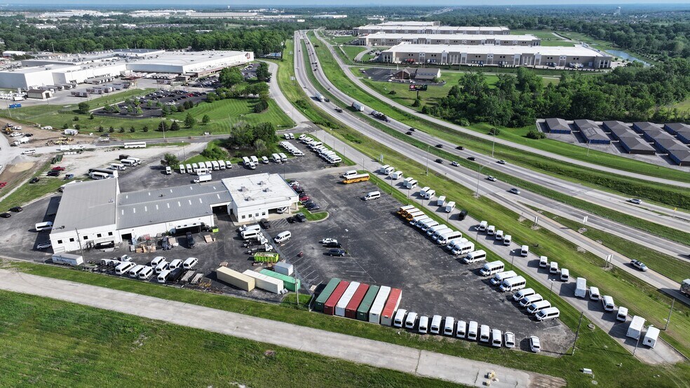 Primary Photo Of 800 Quick Trip Way, Belton Auto Dealership For Lease