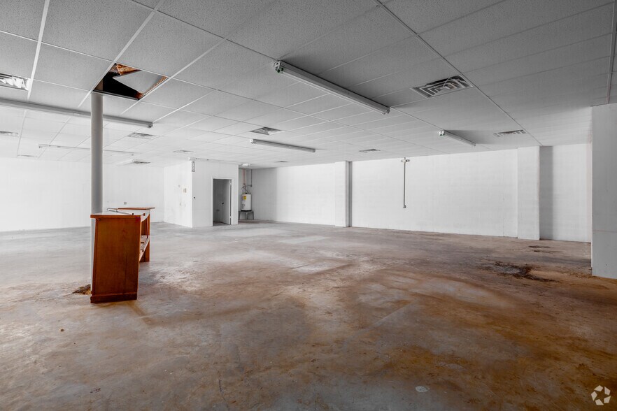 More Photos Of 25770 Interstate 45 North, Spring Storefront Retail Office For Sale