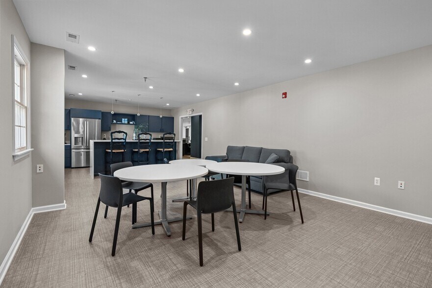 More Photos Of 790 Newtown Yardley Rd, Newtown Medical For Sale