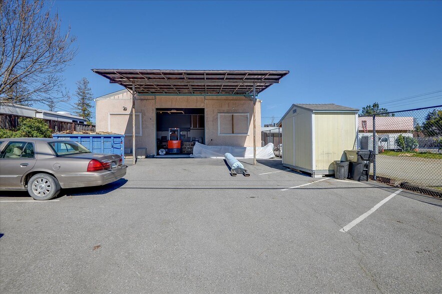 More Photos Of 950 E El Camino Real, Sunnyvale Freestanding For Lease