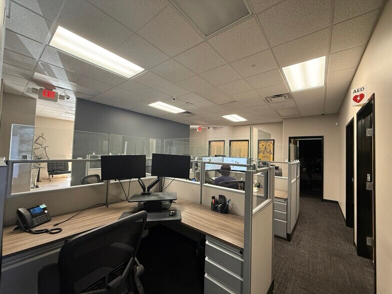 More Photos Of 2420 W Horizon Ridge Pky, Henderson Medical For Lease