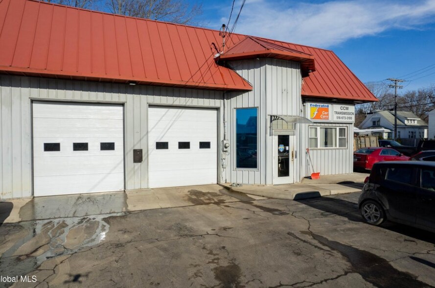 More Photos Of 46 W Grand St, Palatine Bridge Freestanding For Sale