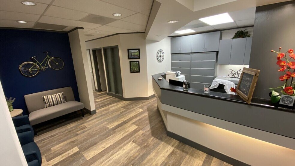 More Photos Of 6650 S Vine St, Centennial Medical For Lease