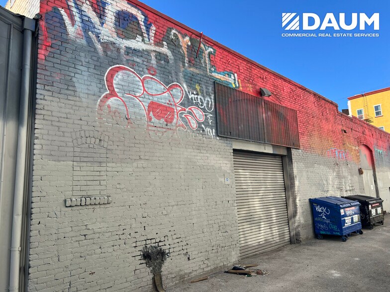 More Photos Of 800-810 S Santa Fe Ave, Los Angeles Warehouse For Lease