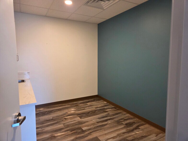 More Photos Of 25663 Smotherman Rd, Frisco Office For Lease