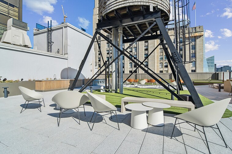 More Photos Of 360 Park Ave S, New York Office For Lease