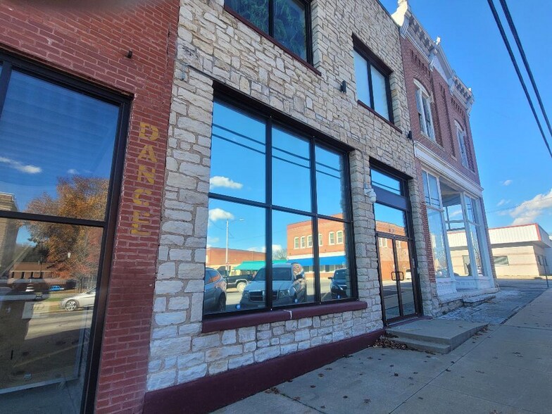 More Photos Of 103 S Main St, Galena Storefront Retail Residential For Sale