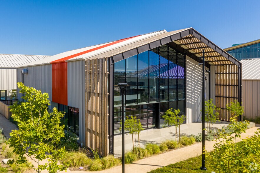 More Photos Of 1785 Flight Way, Tustin Office For Lease