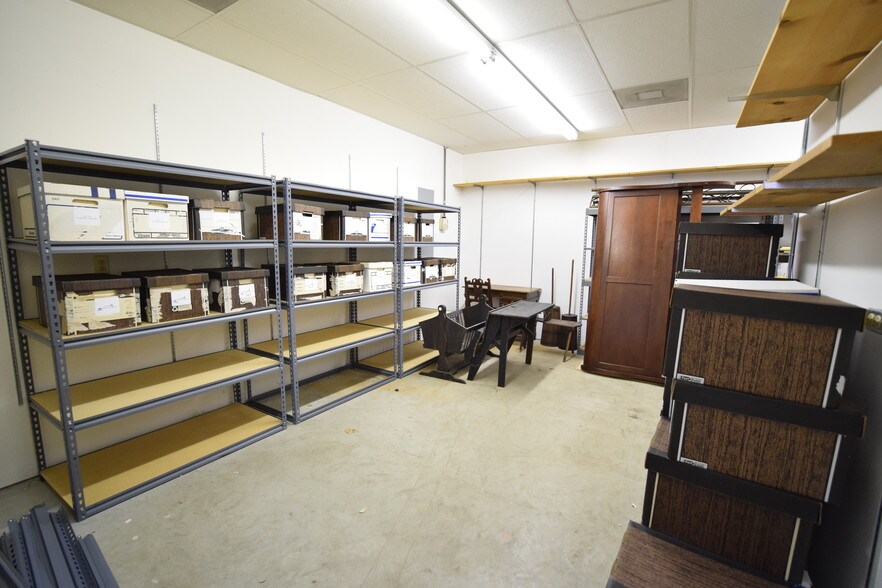 More Photos Of 2 N Greenwood Ave, Ware Shoals Freestanding For Sale