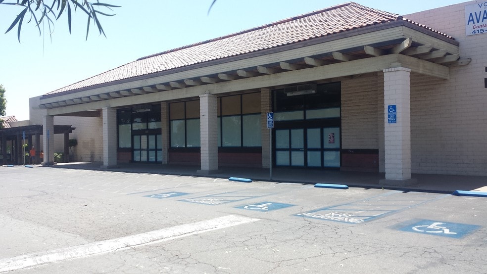 Primary Photo Of 24595 Alessandro Blvd, Moreno Valley Supermarket For Lease
