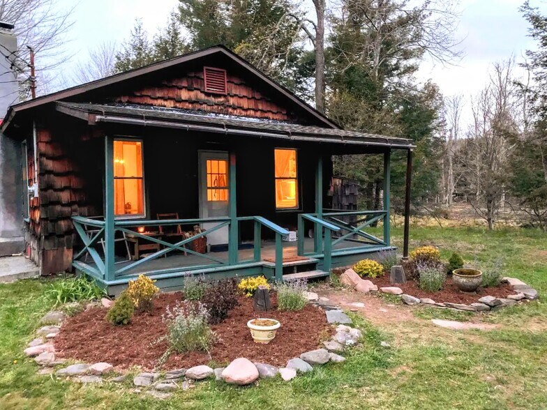 More Photos Of 42-50 Stoney Clove -1, Hunter Apartments For Sale