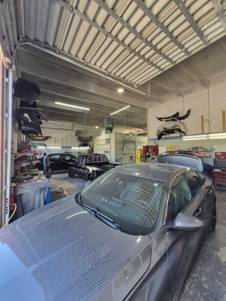 More Photos Of 12459 SW 130th St, Miami Warehouse For Sale