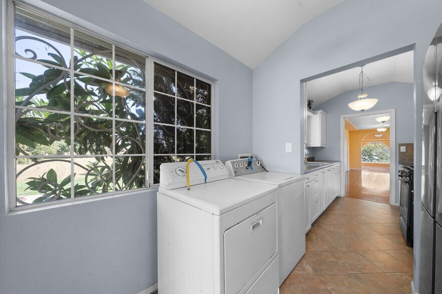 More Photos Of 8241 Koch Rd, Bakersfield Land For Sale