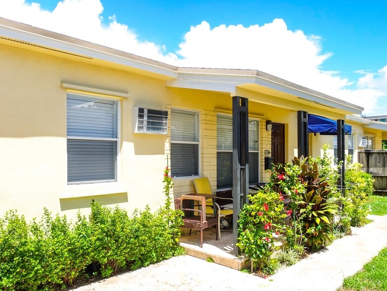 More Photos Of 1201 S Federal Hwy, Hollywood Hotel For Sale