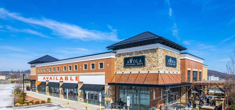 More Photos Of 2 Atwater Dr, Malvern Unknown For Lease