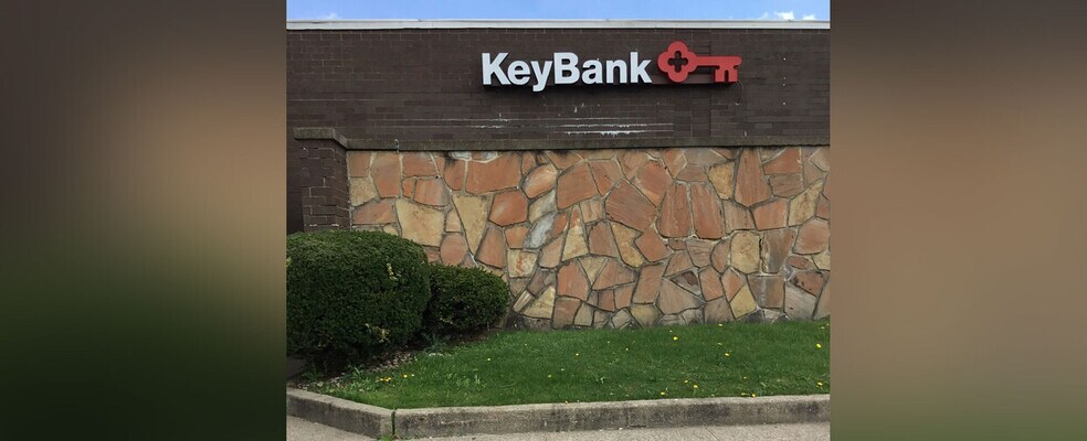 More Photos Of 1952 University Dr, Lemont Furnace Unknown For Lease