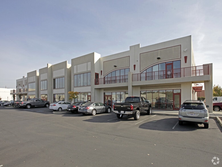 More Photos Of 4470 Yankee Hill Rd, Rocklin Flex For Lease