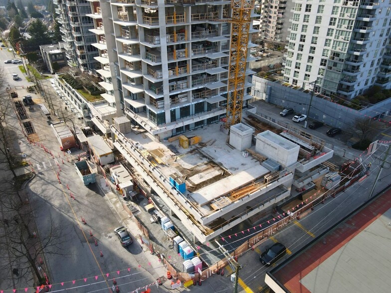 More Photos Of 132 15th St W, North Vancouver Apartments For Sale