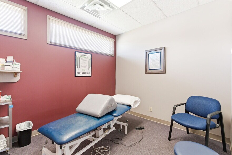 More Photos Of 4430 Crawford Ave, Louisville Medical For Sale