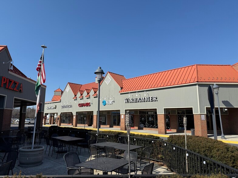 More Photos Of 303-337 E Ridgeville Blvd, Mount Airy Unknown For Lease
