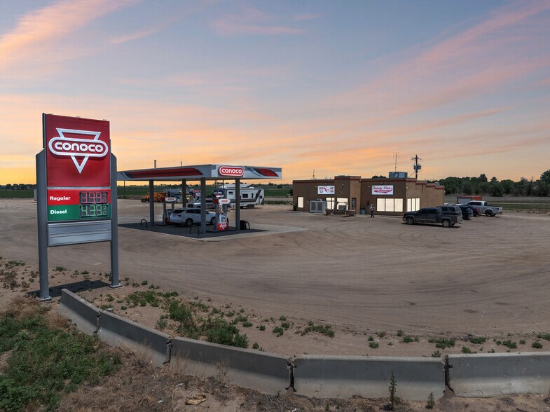 More Photos Of 36020 US Highway 287, Wiley Service Station For Sale