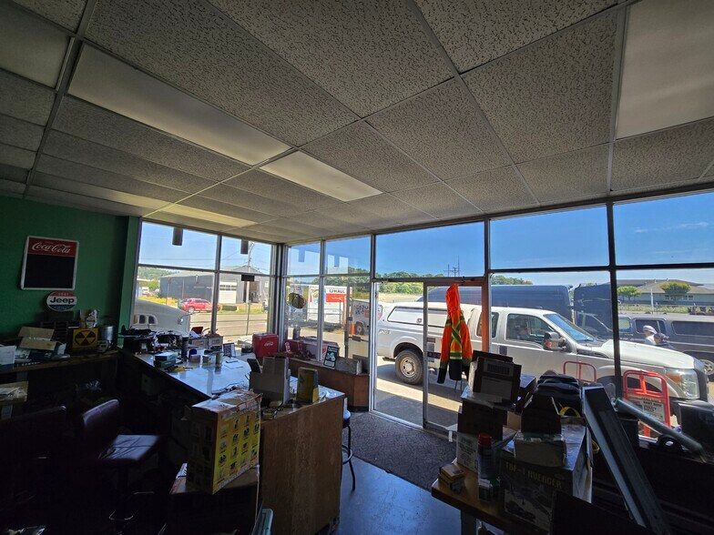 More Photos Of 2121 Commerce St, Aberdeen Industrial For Sale