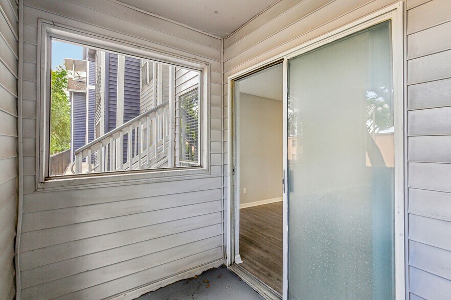 More Photos Of 4610 N Armenia Ave, Tampa Apartments For Sale