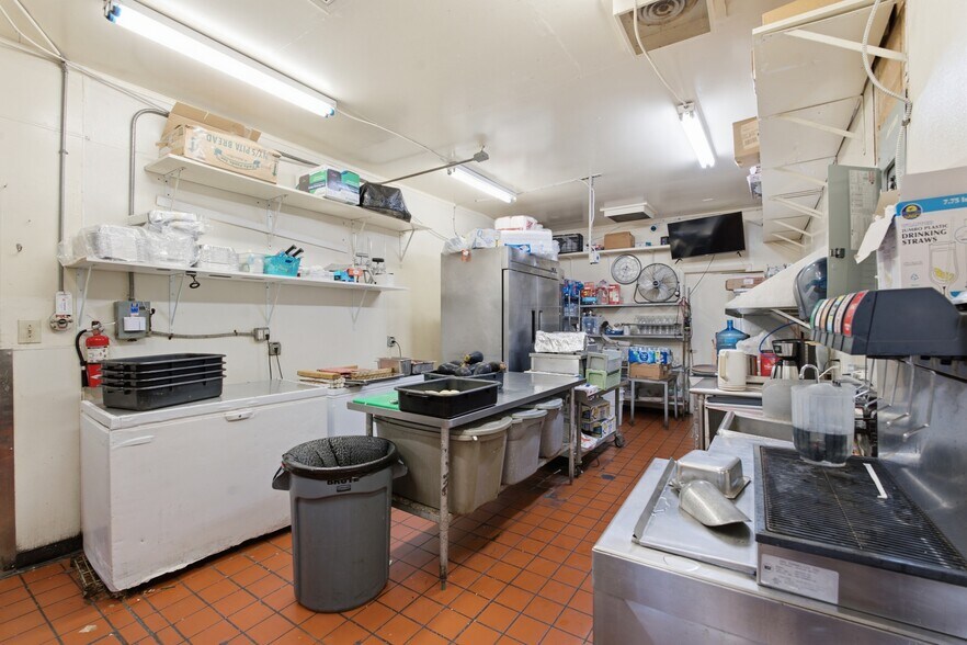 More Photos Of 2284 Gulf To Bay Blvd, Clearwater Restaurant For Sale