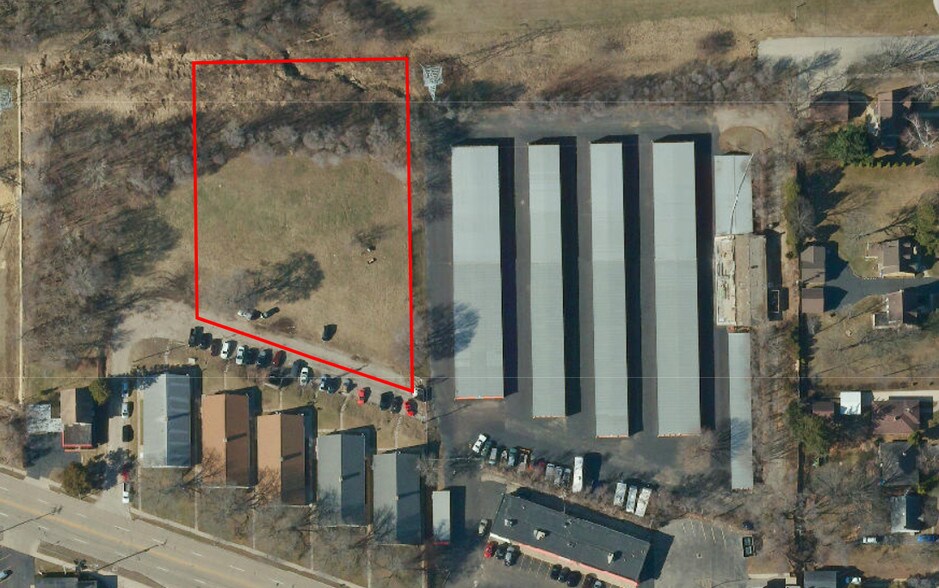 More Photos Of 3000 Charles St, Rockford Self Storage For Sale