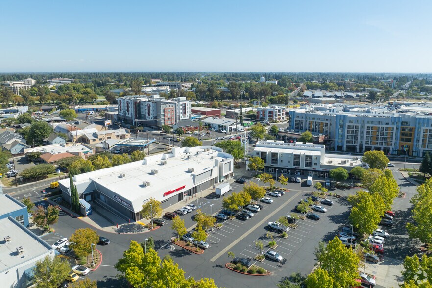 More Photos Of 1420 65th St, Sacramento Apartments For Lease