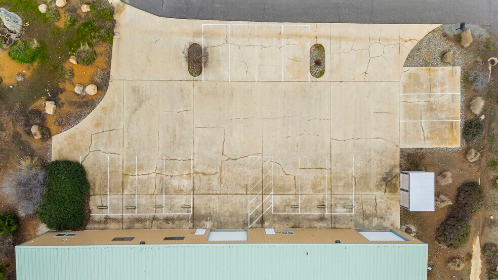 More Photos Of 18490 Striker Ct, Sonora Warehouse For Sale