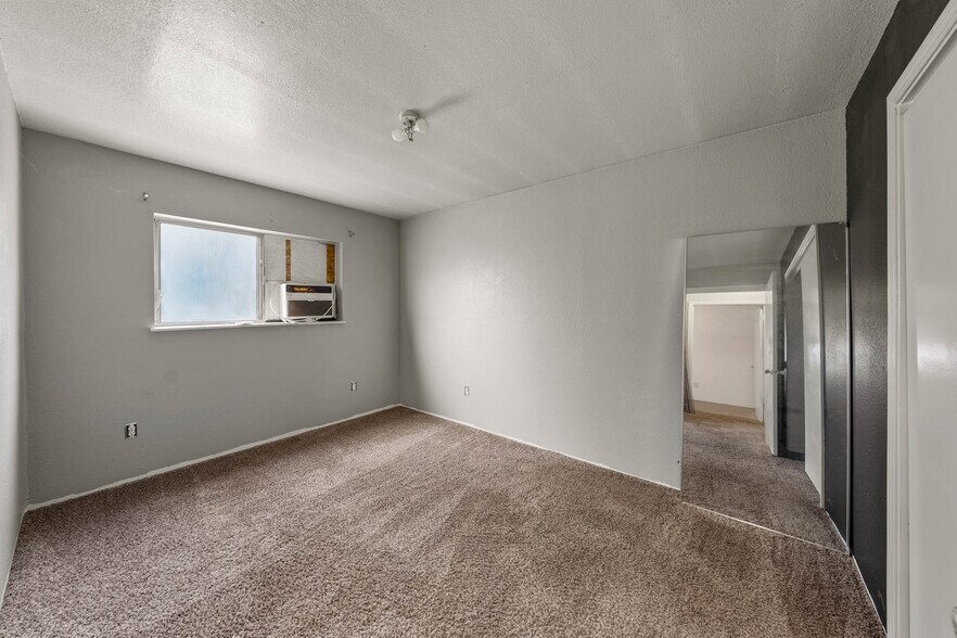 More Photos Of 6531 Lower River Rd, Grants Pass Specialty For Sale