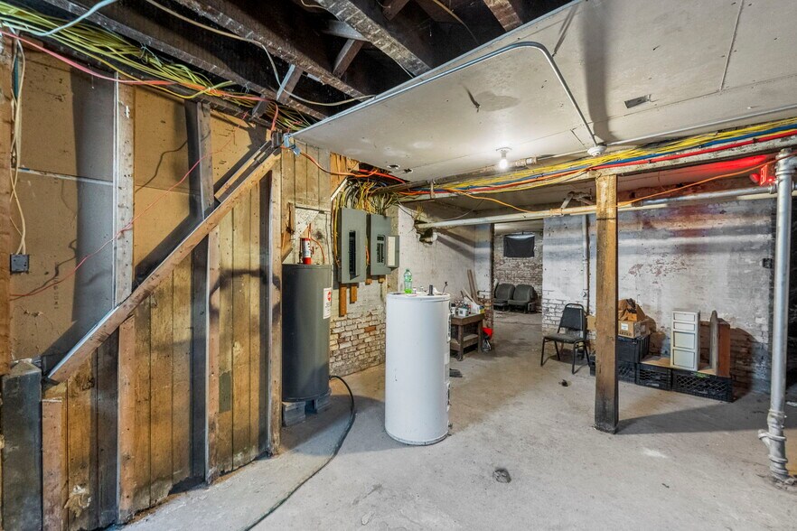 More Photos Of 368-370 Summer Ave, Newark Apartments For Sale