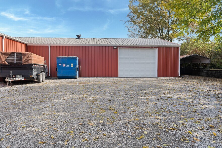 More Photos Of 201 Graves Rd, Goodlettsville Office For Sale