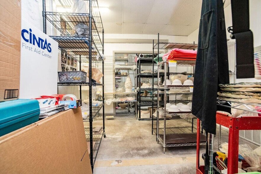 More Photos Of 1239 16th St, Vero Beach Storefront For Sale