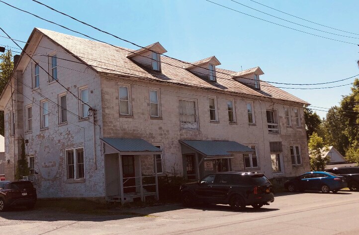 More Photos Of 58 Corliss Ave, Greenwich Office For Sale