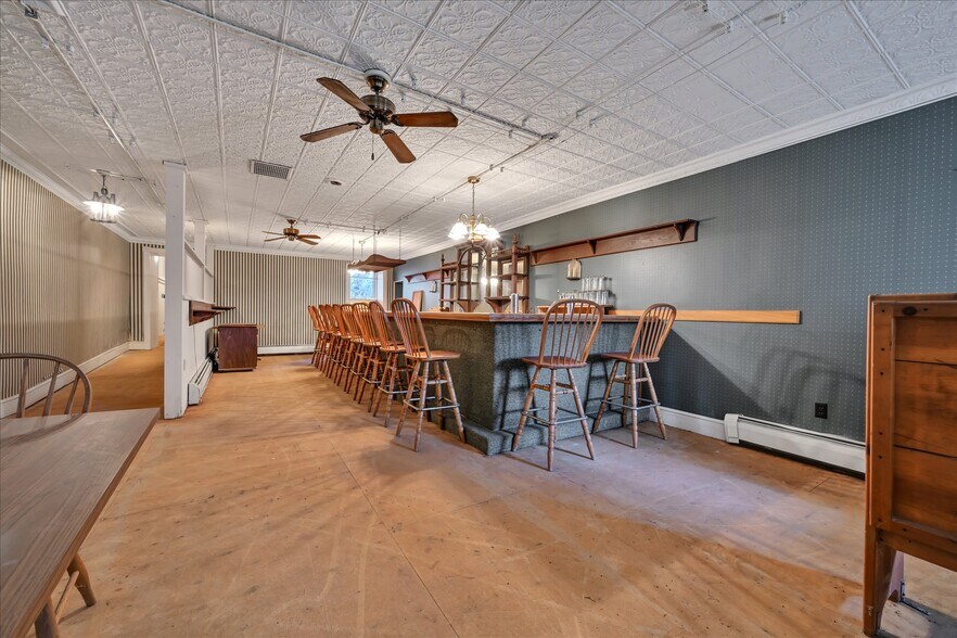 More Photos Of 349 Huffs Church Rd, Mertztown Restaurant For Sale