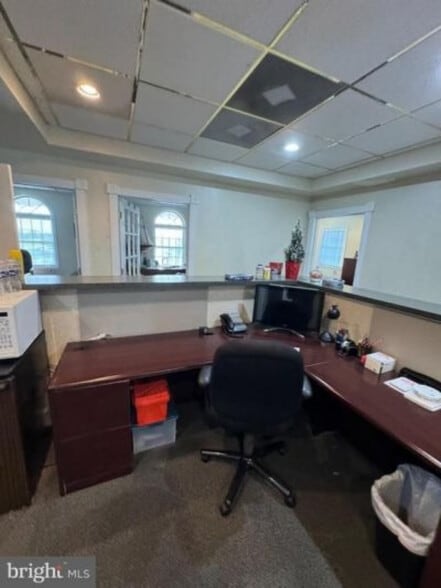 More Photos Of 7544 Holabird Ave, Dundalk Office For Sale