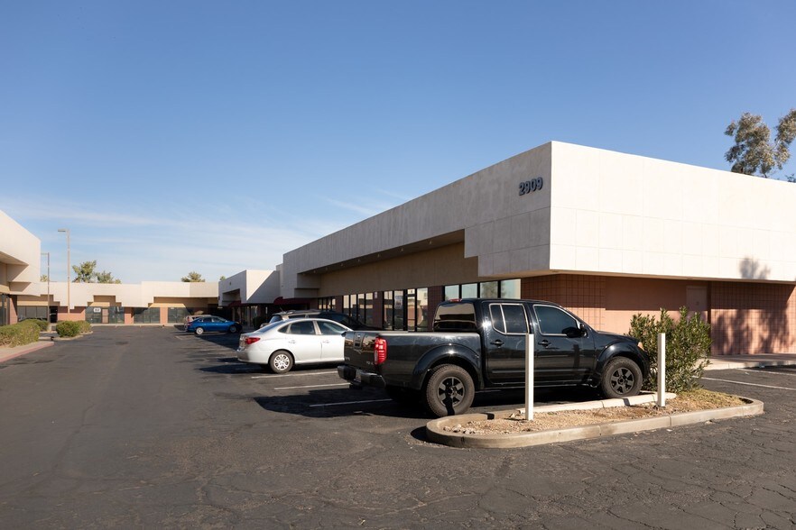 More Photos Of 2909-2917 S Dobson Rd, Mesa Storefront Retail Office For Lease