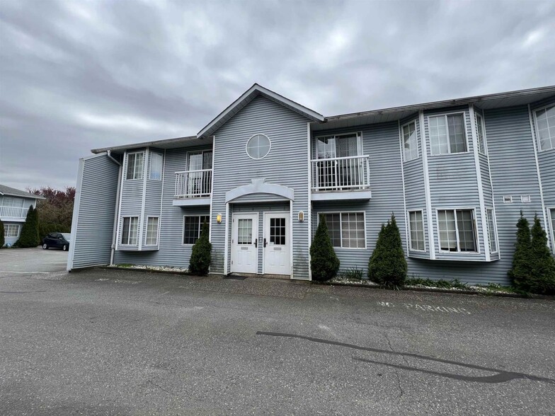 Primary Photo Of 9416 Hazel St, Chilliwack Apartments For Sale