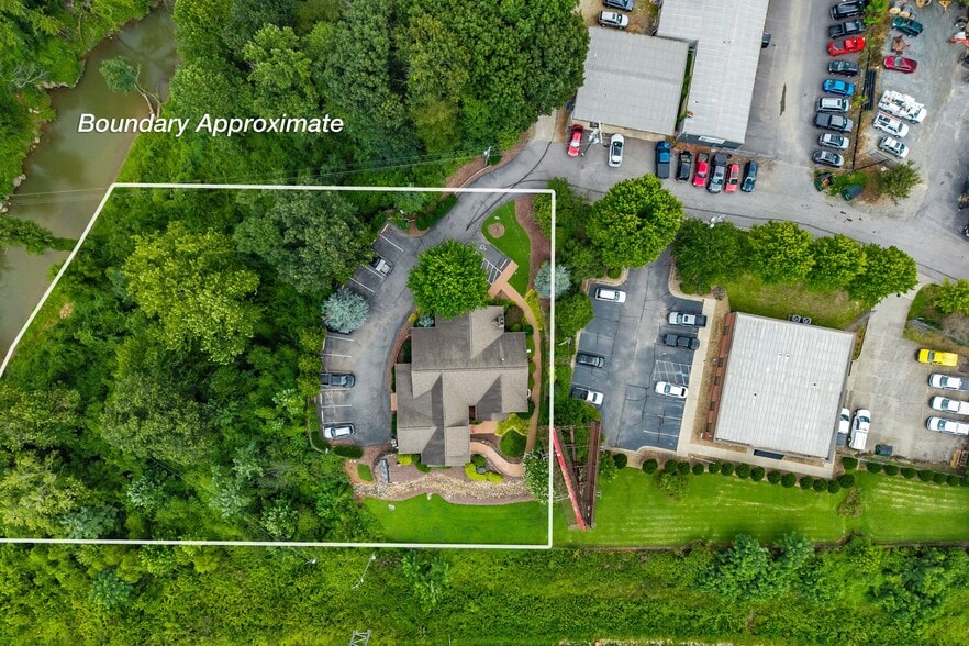 More Photos Of 798 Dogwood Rd, Asheville Office For Sale