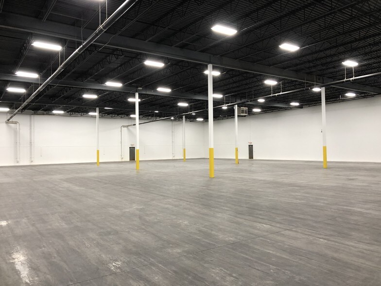 More Photos Of 2100 Stoughton Ave, Chaska Warehouse For Lease