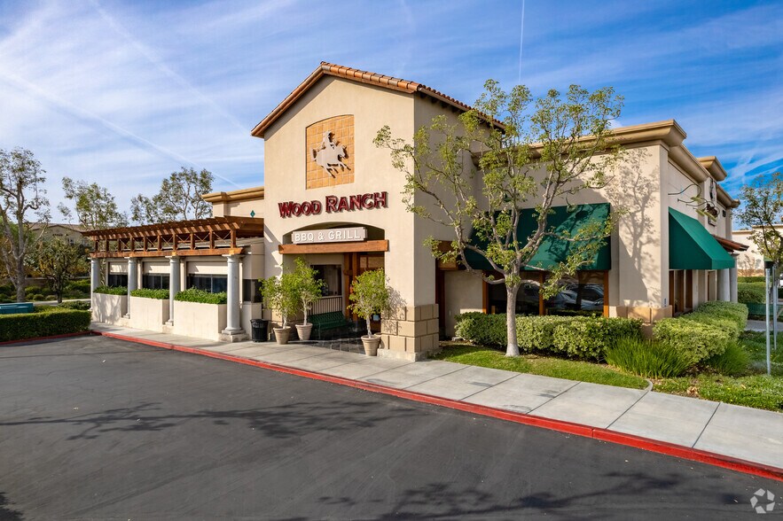 More Photos Of 25450 The Old Rd, Valencia Unknown For Lease